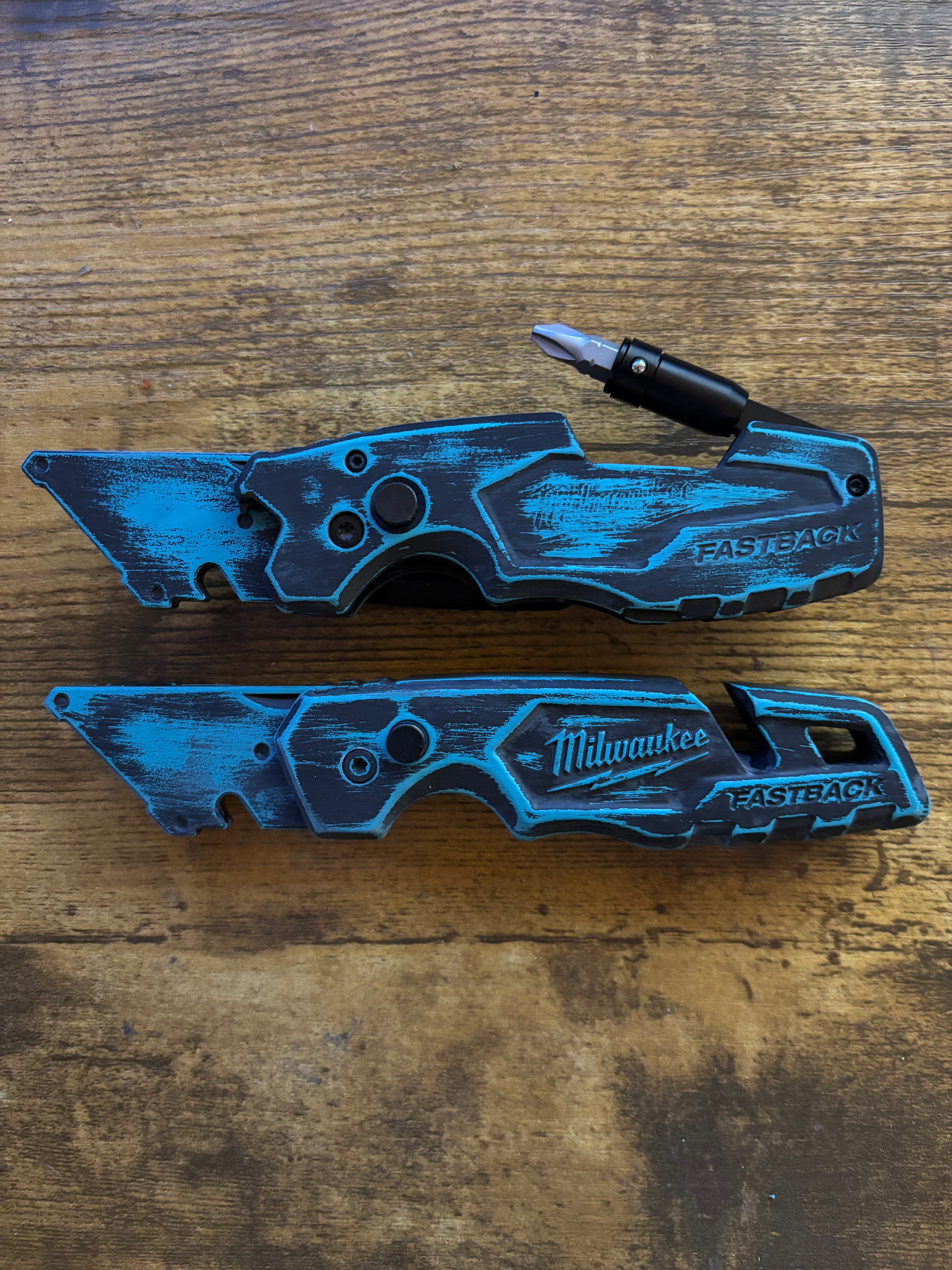 Milwaukee 6in1 Fastback Teal Distress Battleworn