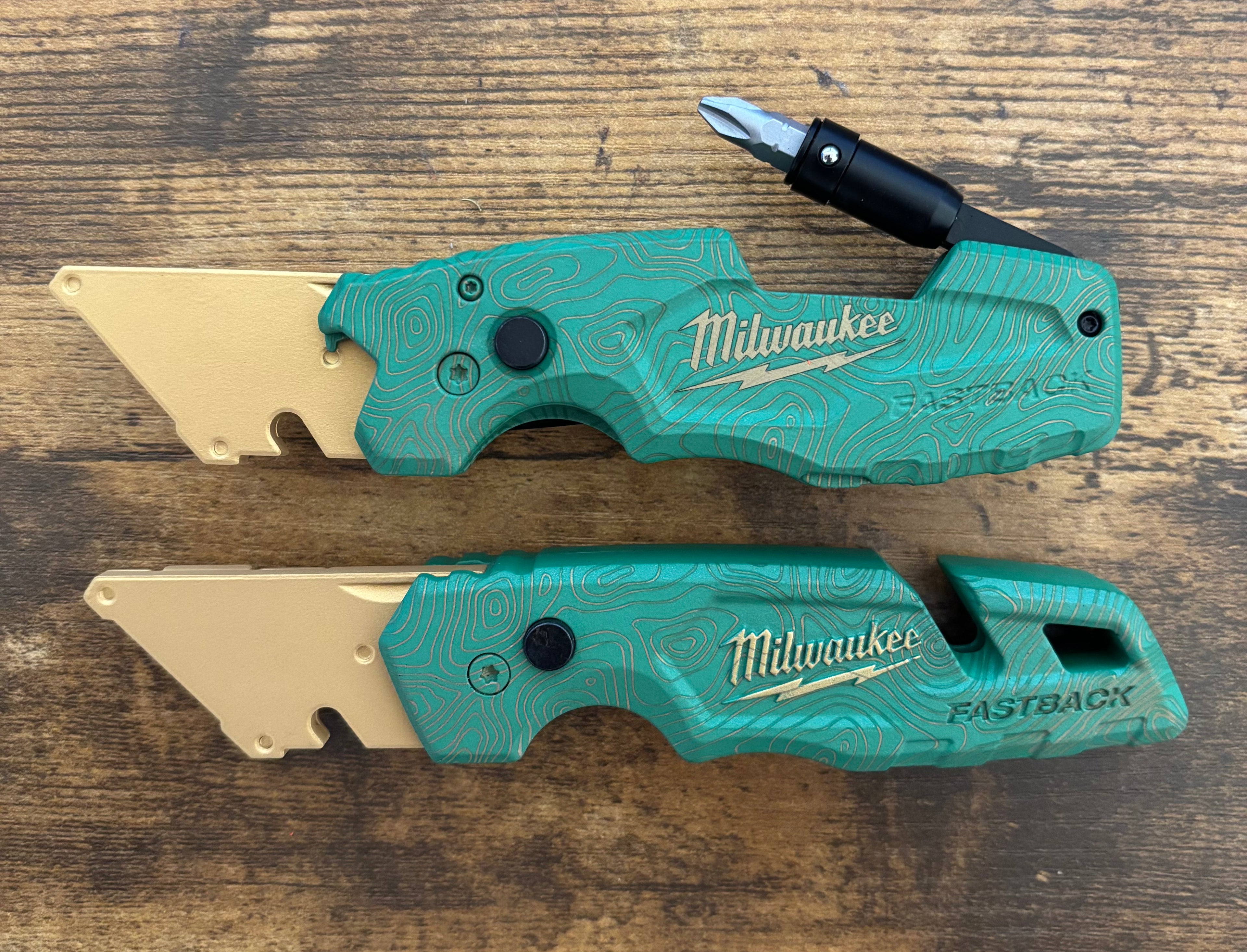 Milwaukee 6in1 Fastback Green Gold TOPO