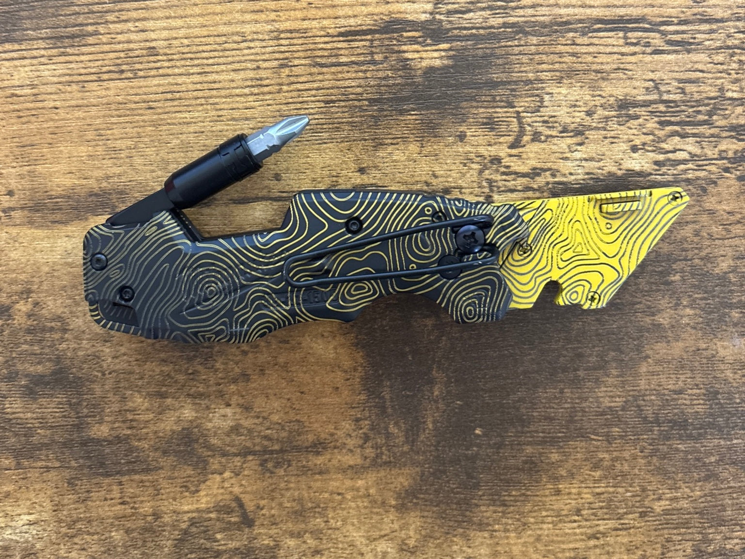 Milwaukee 6in1 Fastback Yellow Black TOPO
