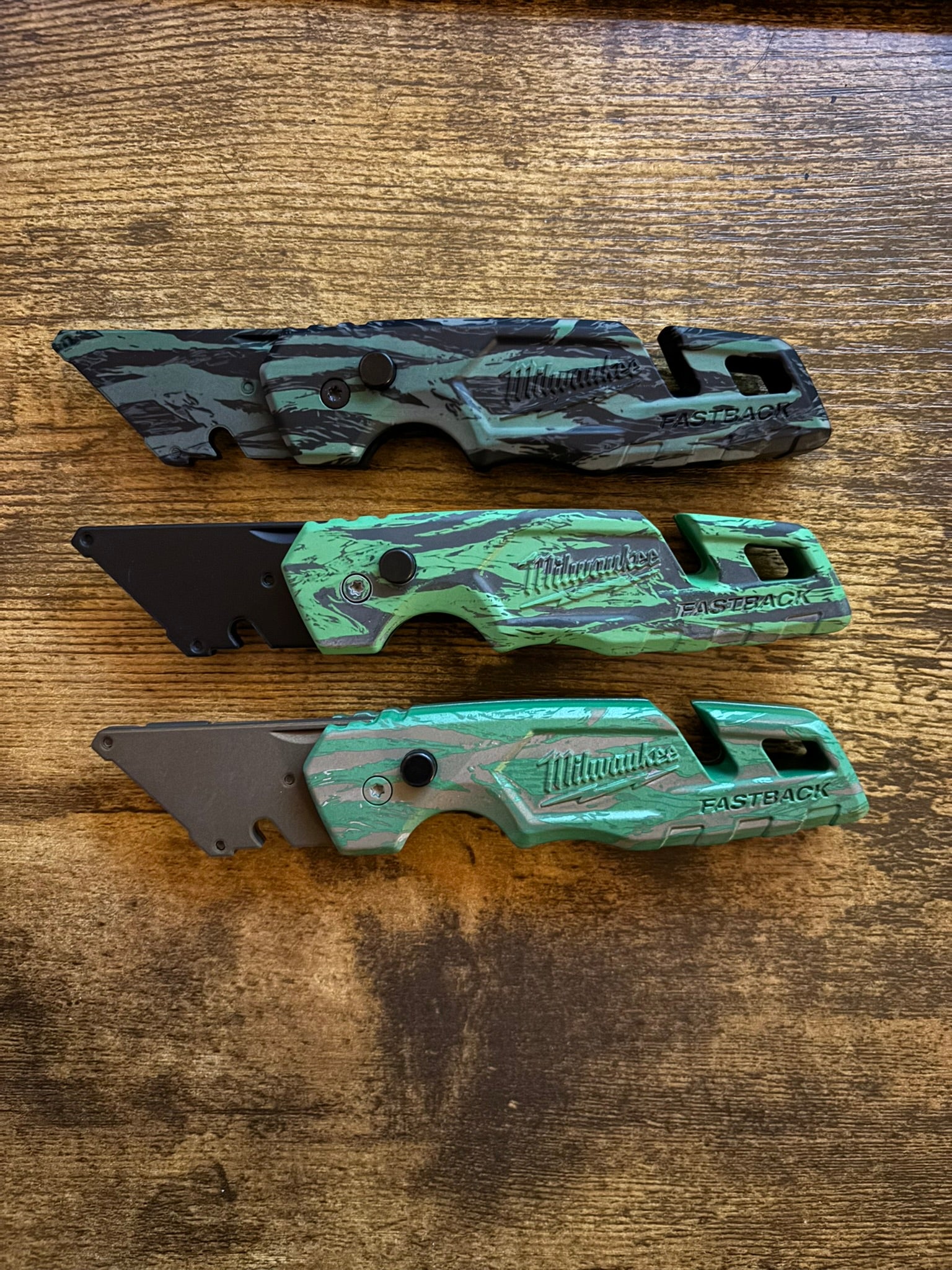 Milwaukee Fastback Black Green Tiger Stripe Camo 1502
