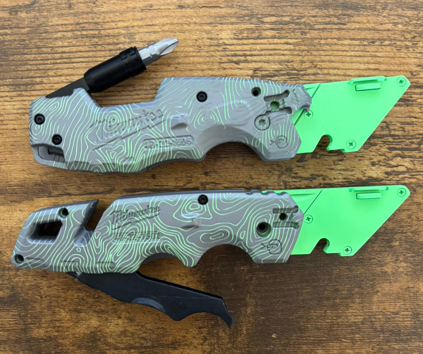 Milwaukee 6in1 Fastback Neon Green Grey TOPO